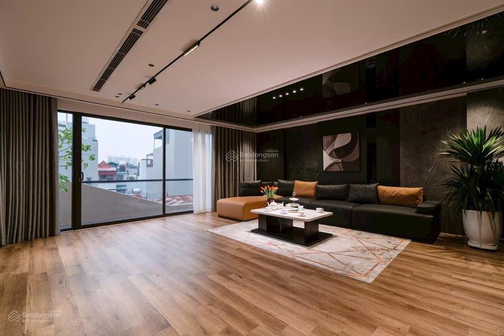 Bán biệt thự phố bồ đề  long biên gần 200m2 chỉ hơn 30 tỷ