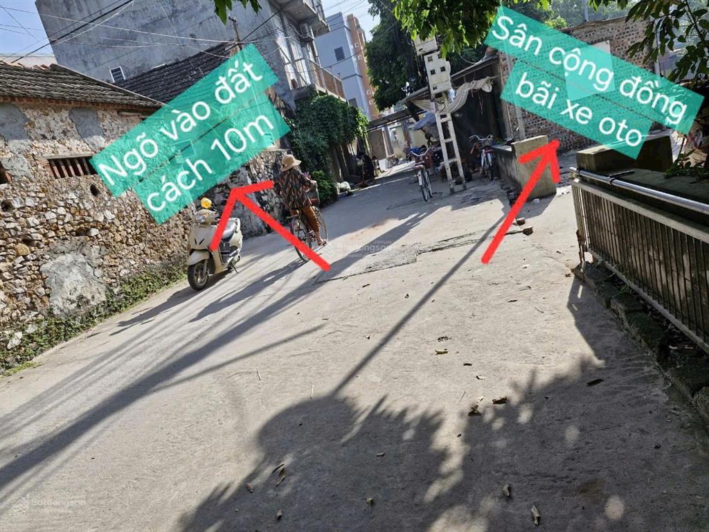 Bán đất sổ đỏ chính chủ  ngõ ô tô  cách đường lớn 10m  quốc oai, hà nội