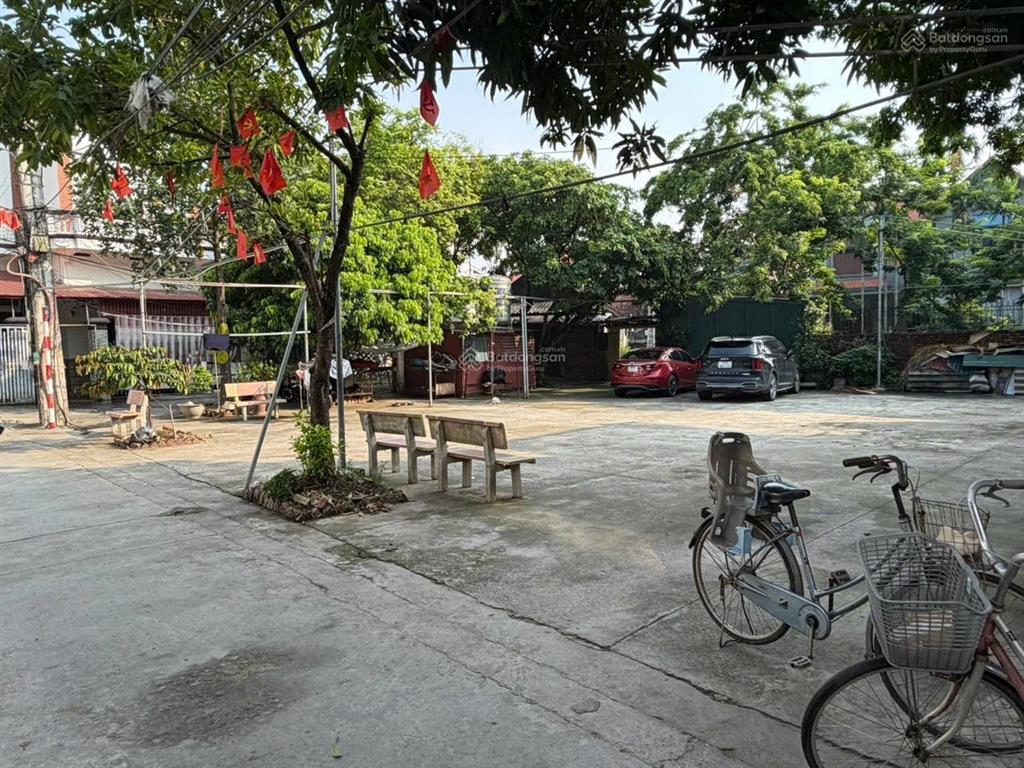 Đất full thổ cư trung tâm chùa thầy ô tô 7 chỗ tới đất, giá chỉ từ 5x triệu/m2