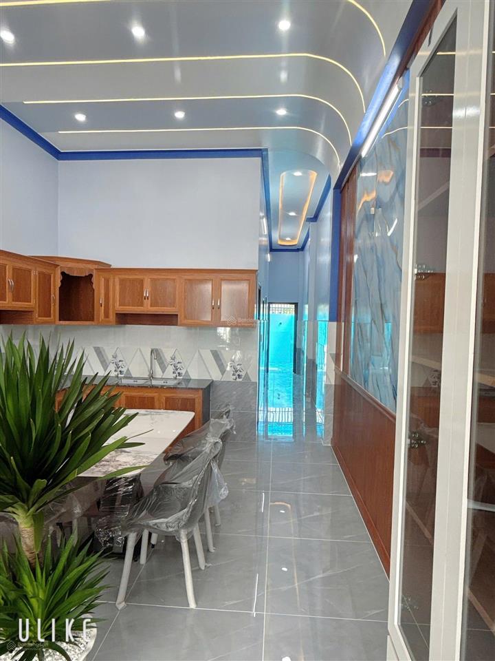 Bán nhà giá tốt 104m2 (4x26m) gần kcn hoàng gia, có sân ô tô