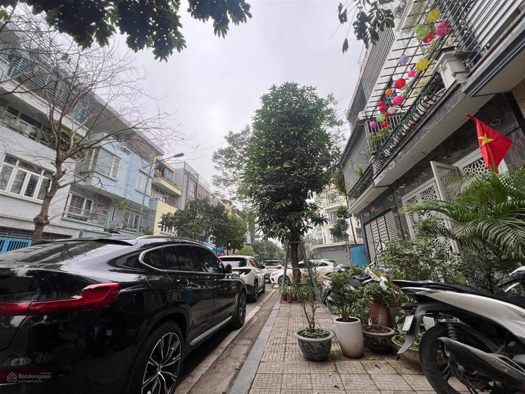 Cho thuê nhà riêng đẹp tại khu đô thị mới văn phú