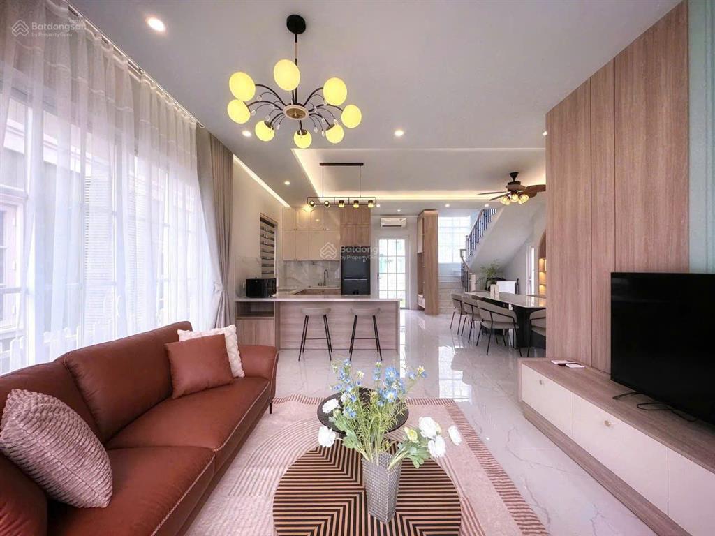 Bán biệt thự đơn lập nghỉ dưỡng view biển tại phan thiết full nội thất, đang có hđ thuê