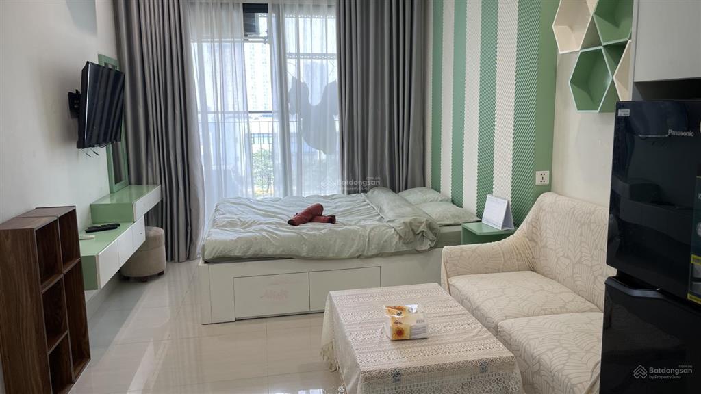 Cho thuê căn hộ studio nhỏ xinh có ban công ở vinhomes smart city
