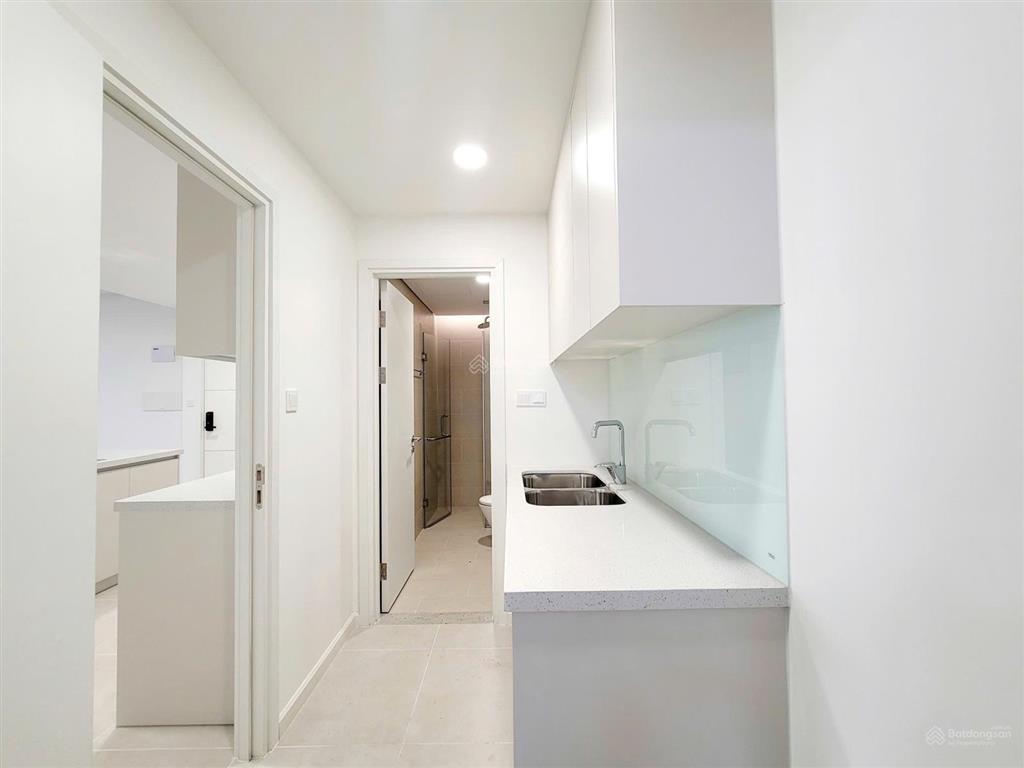 Bán căn góc urban green 3pn 102m² ban công rộng 5m đã có sổ hồng, tầng cao view landmark 81