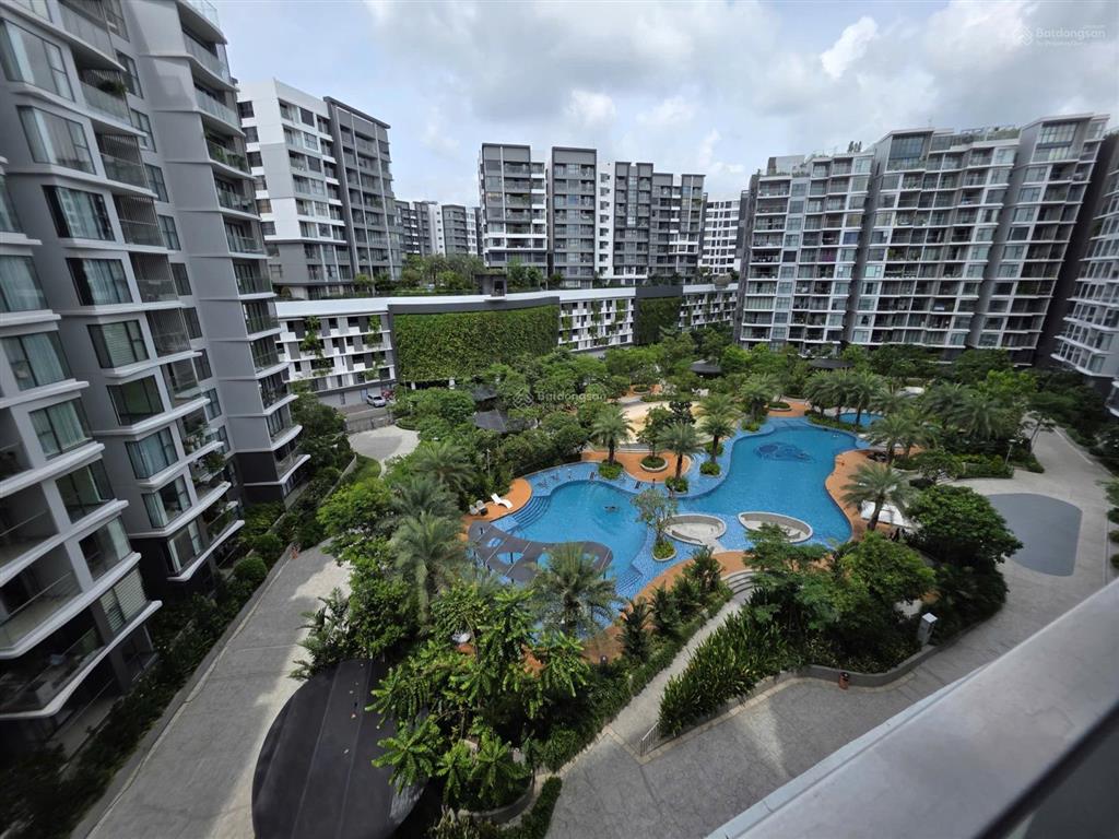 Bán căn diamond centery 96m2 2pn+ view trực diện hồ bơi, tặng kèm ô tô xe hơi định danh