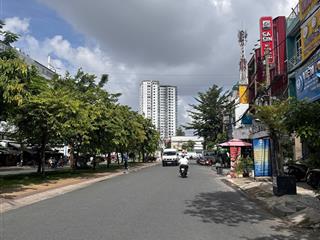 Bán nhà đường đồng đen tân bình sổ hồng riêng , nhà mặt tiền đường lớn lưu thông thuận tiện,an ninh