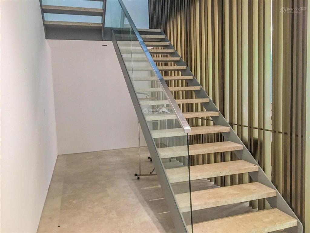 Chính chủ cần tiền, cần bán lại gấp căn biệt thự song lập tại holm residence q2. giá 180 tỷ
