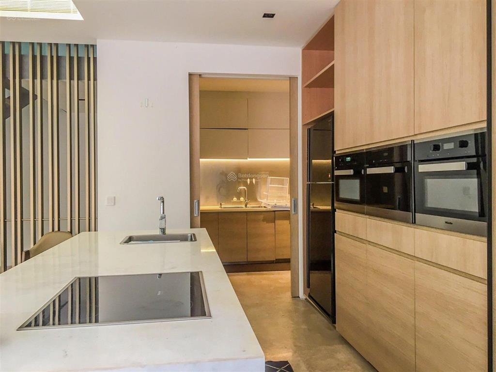 Chính chủ cần tiền, cần bán lại gấp căn biệt thự song lập tại holm residence q2. giá 180 tỷ