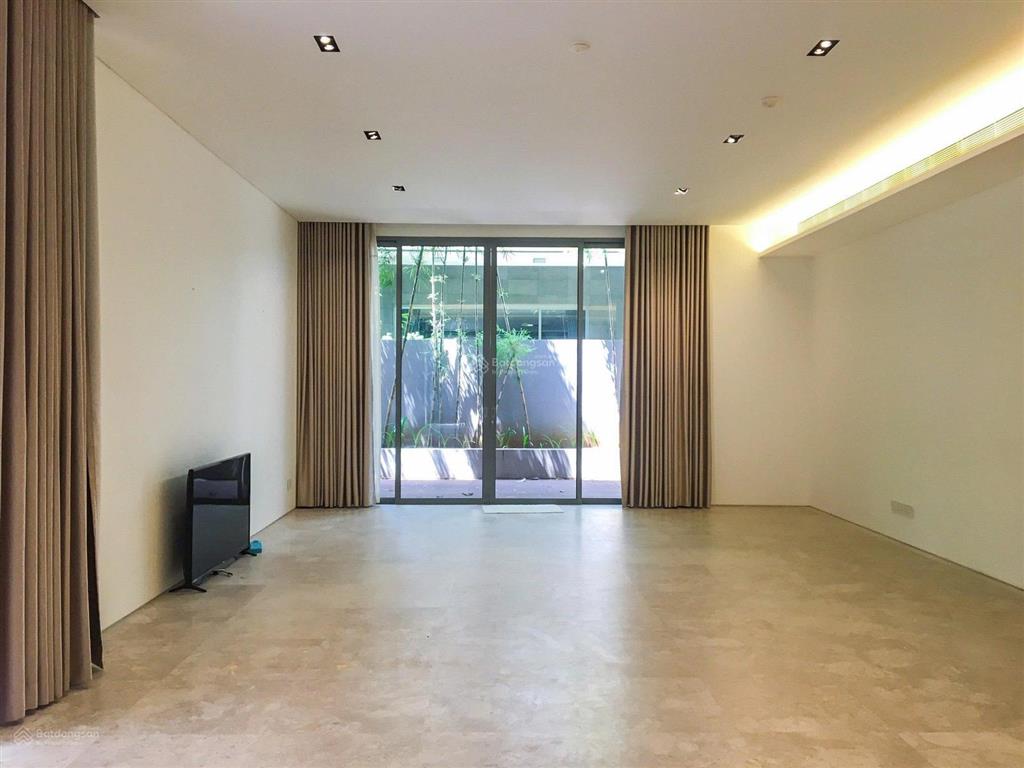 Chính chủ cần tiền, cần bán lại gấp căn biệt thự song lập tại holm residence q2. giá 180 tỷ