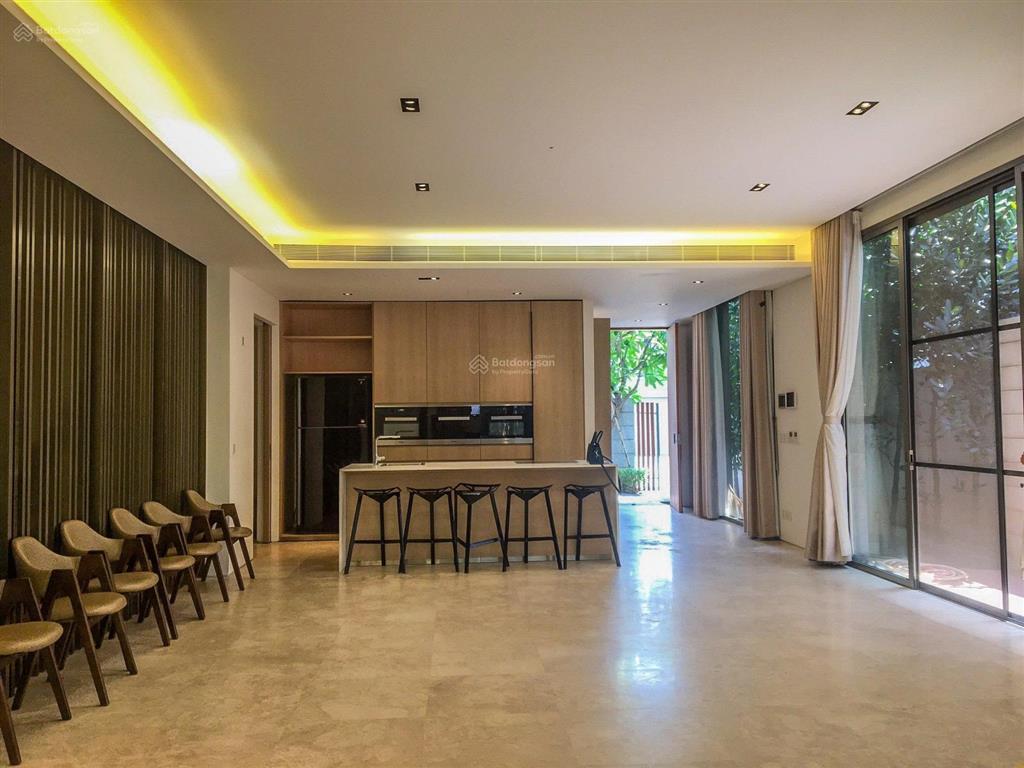 Chính chủ cần tiền, cần bán lại gấp căn biệt thự song lập tại holm residence q2. giá 180 tỷ