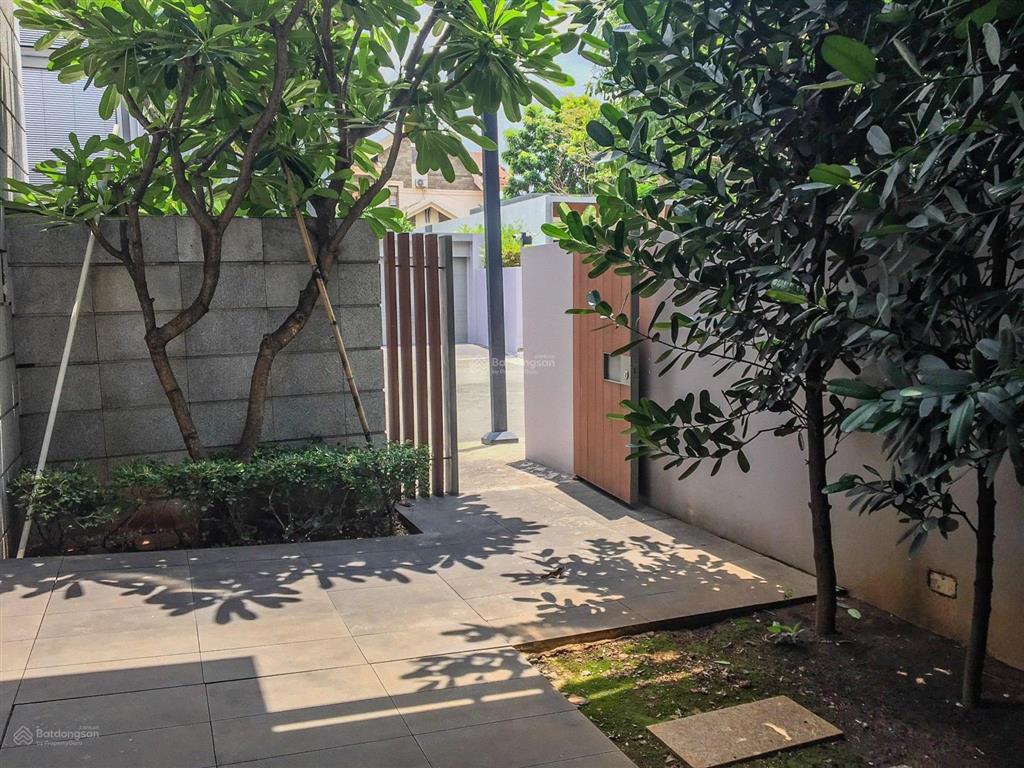 Chính chủ cần tiền, cần bán lại gấp căn biệt thự song lập tại holm residence q2. giá 180 tỷ