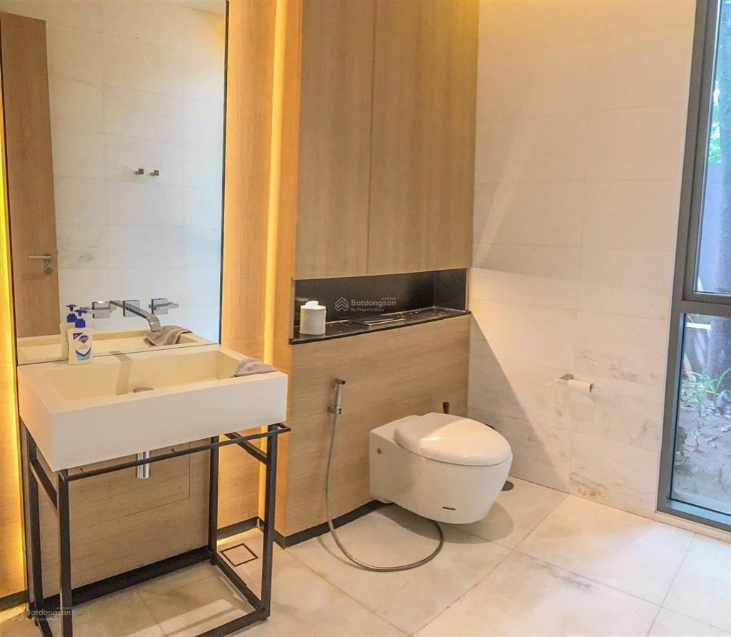 Chính chủ cần tiền, cần bán lại gấp căn biệt thự song lập tại holm residence q2. giá 180 tỷ
