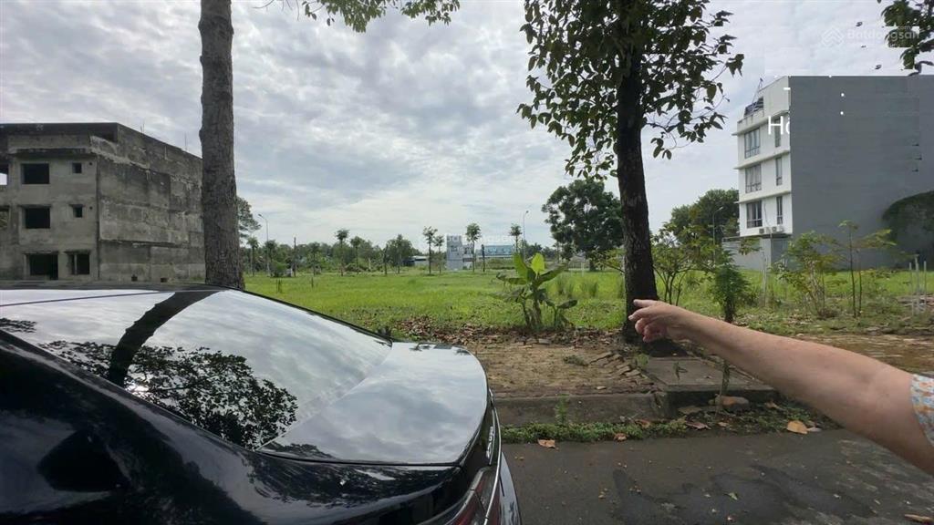 Bán đất dự án bcr nhà việt nam đường tam đa q9 gần chợ long trường (200m2) 42 tr/m2