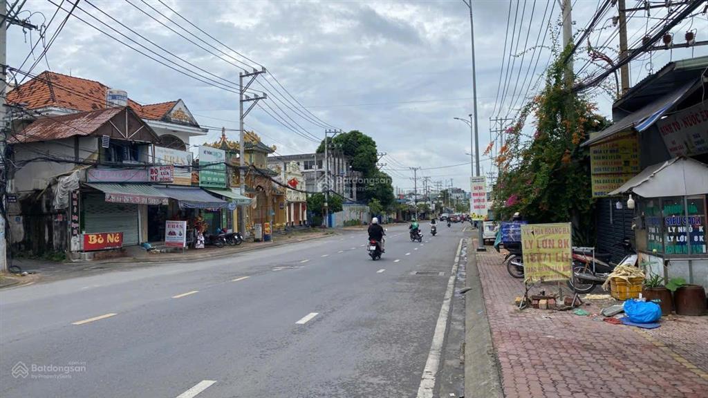 Bán nhà biệt thự 4 tầng mặt đường lê văn chí, quận thủ đức, gần chợ (219m²) 35 tỷ