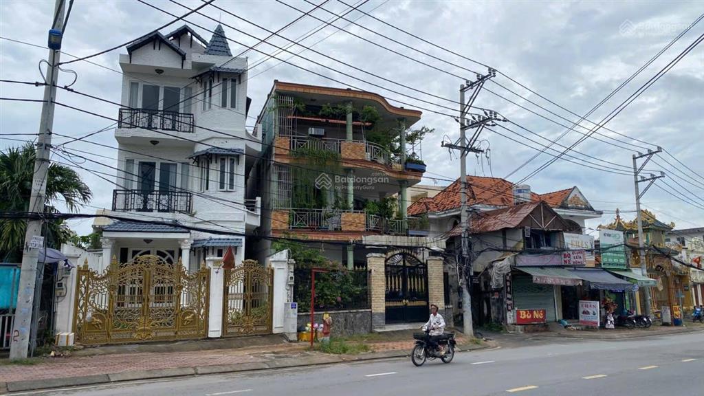 Bán nhà biệt thự 4 tầng mặt đường lê văn chí, quận thủ đức, gần chợ (219m²) 35 tỷ