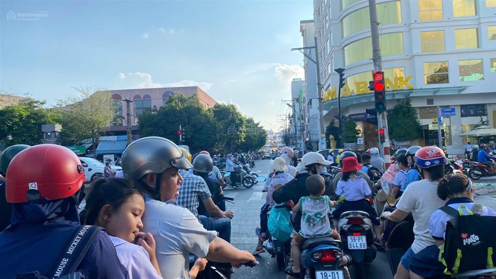 Bán nhà phố mặt tiền chợ vải đường lê minh xuân p. tân hòa q. tân bình cũ (98.6m2) 37.5 tỷ