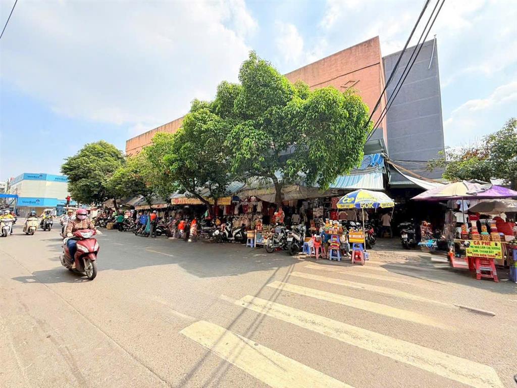 Bán nhà phố mặt tiền chợ vải đường lê minh xuân p. tân hòa q. tân bình cũ (98.6m2) 37.5 tỷ