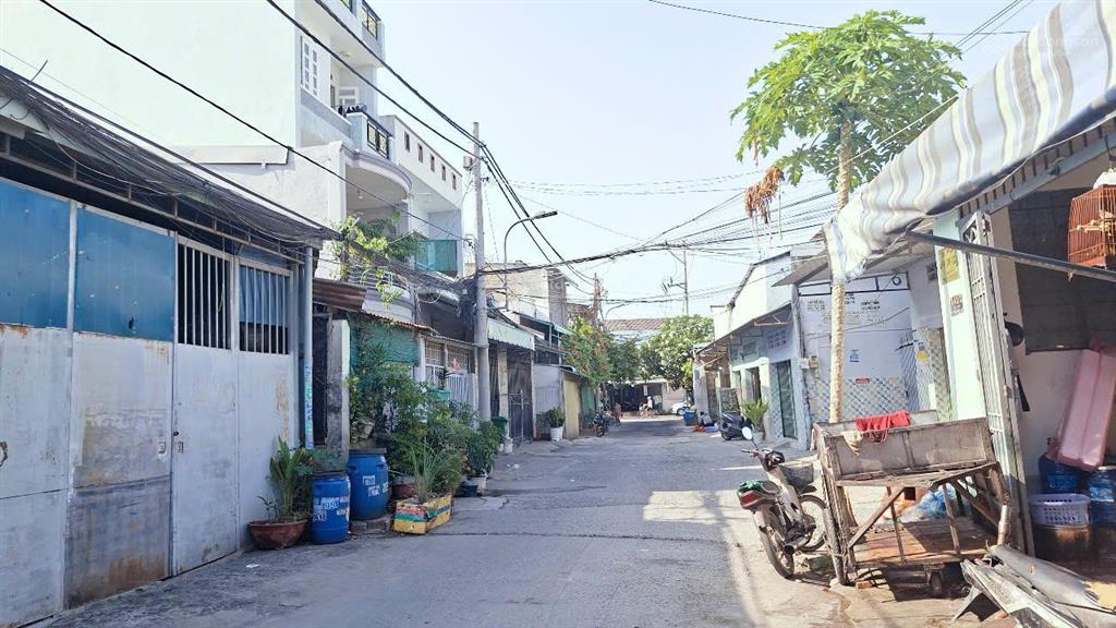 Bán nhà riêng đường 339 p. phước long mới q9 cũ gần ngay chợ phước bình (46m2) 5.6 tỷ