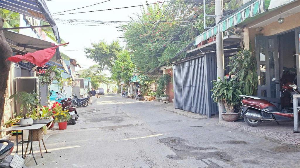 Bán nhà riêng đường 339 p. phước long mới q9 cũ gần ngay chợ phước bình (46m2) 5.6 tỷ