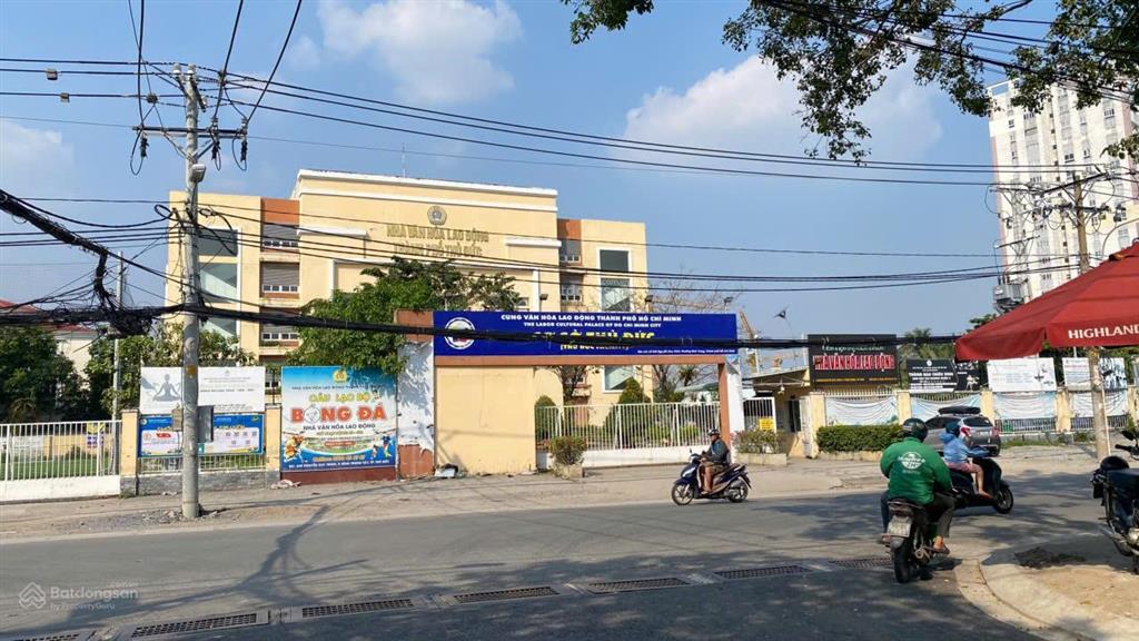 Bán nhà riêng 3 tầng kdc hiện hữu mặt đường 35 p. bình trưng q2 gần chợ cây xoài (117m²) 12,5 tỷ