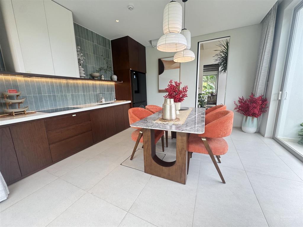 Bán biệt thự latien villa 3 mặt tiền lt4  15 vị trí trung tâm tiện ích tại dự án vega city