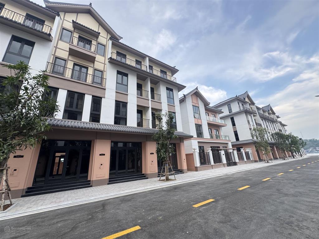 Vinhomes pearl bay phân khu ngọc trai mã căn 80m2 trên trục đường 8a rộng 21,5m