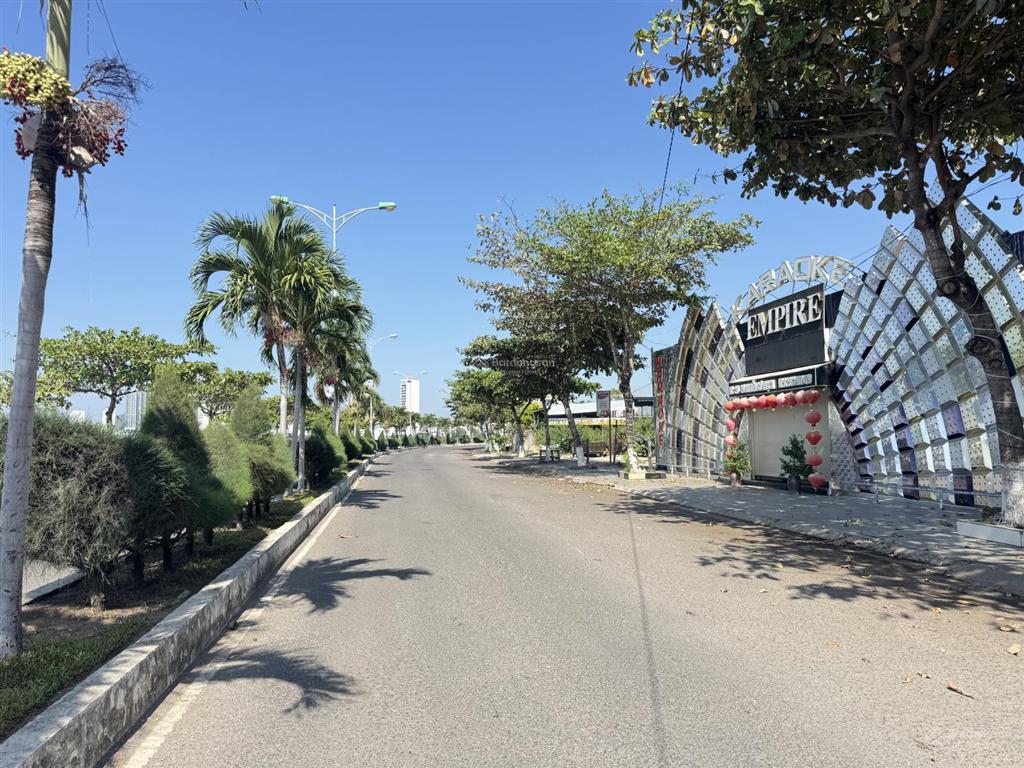 Bán lô góc 2 mặt tiền nguyễn cơ thạch khu đô thị lấn biển vĩnh hoà  bắc nha trang