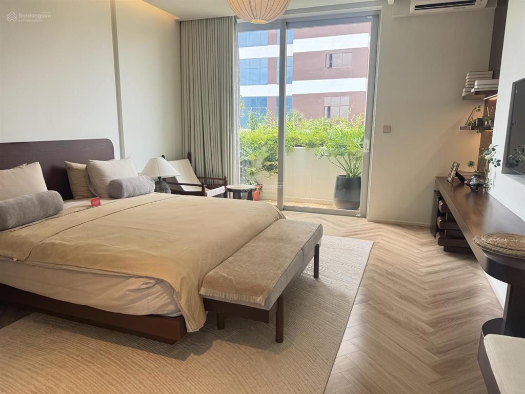 Bán biệt thự latien villa 3 mặt tiền mẫu nature villa lt801 view toàn cảnh dự án vega city.