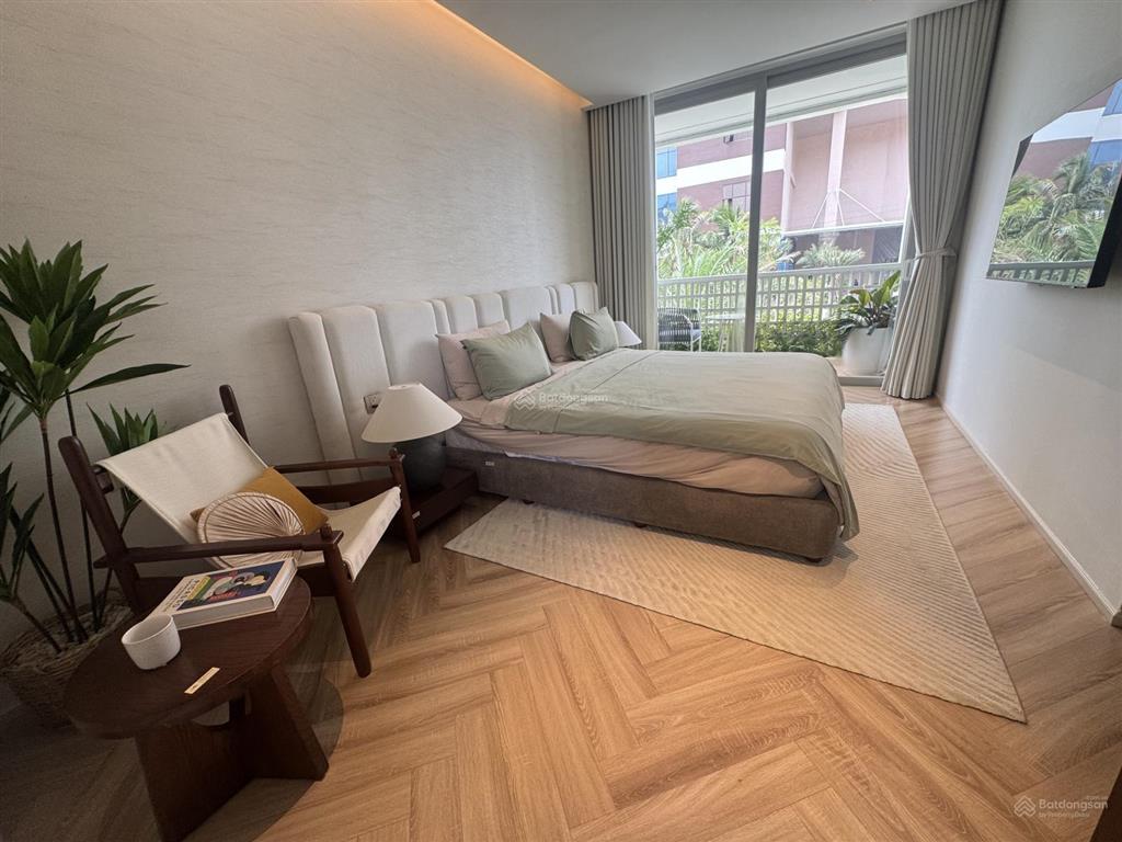 Bán biệt thự latien villa 3 mặt tiền mẫu nature villa lt801 view toàn cảnh dự án vega city.