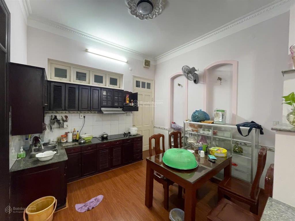 Nhà 3 tầng mặt tiền đường phó đức chính hướng đông gần biển bắc nha trang