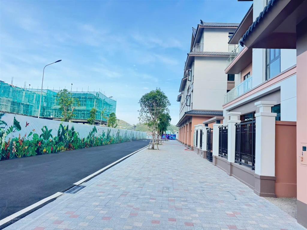 Biệt thự đơn lập nt116 vinhomes pearl bay nha trang vị trí cách biển 100m