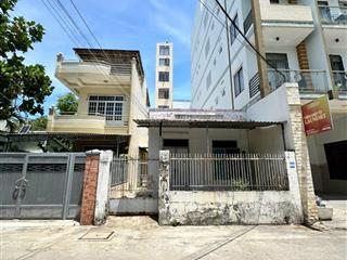 Bán đất tặng nhà cấp bốn, mt đường dương hiến quyền  bắc nha trang  giá 115 triệu/m2