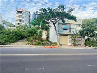 Đất xây nhà, căn hộ mặt tiền phạm văn đồng cạnh bến du thuyền  vĩnh hoà  bắc nha trang.