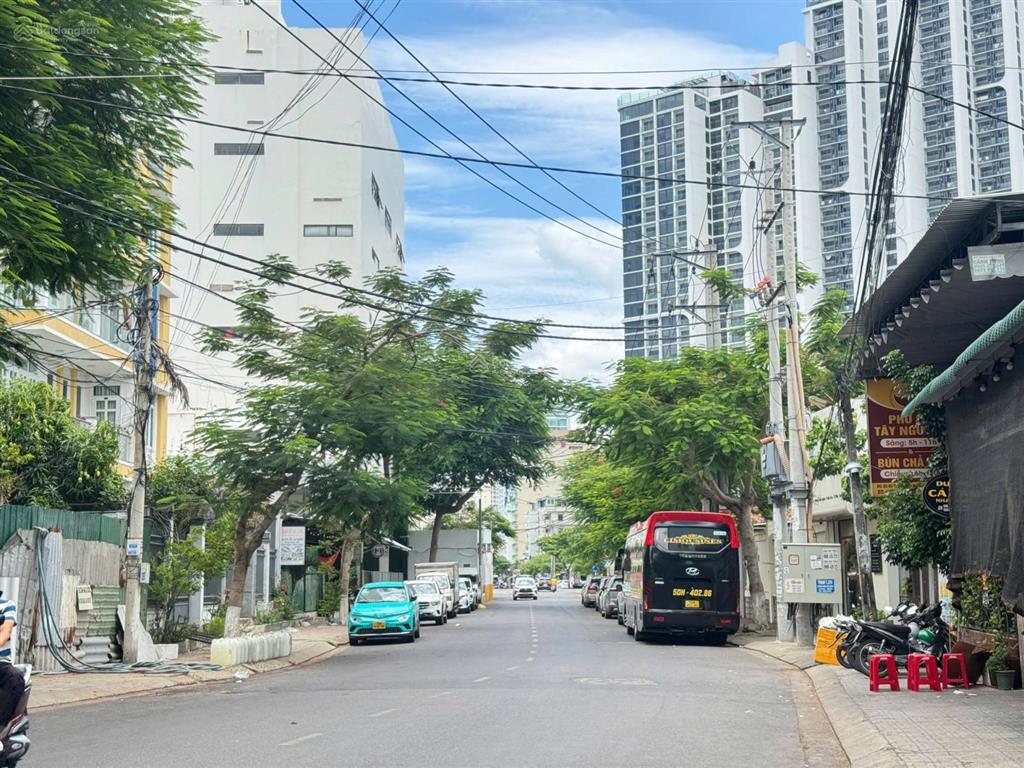 Nhà 2 tầng mặt tiền đường dương hiến quyền, vị trí kinh doanh, giá 8 tỷ 650  bắc nha trang
