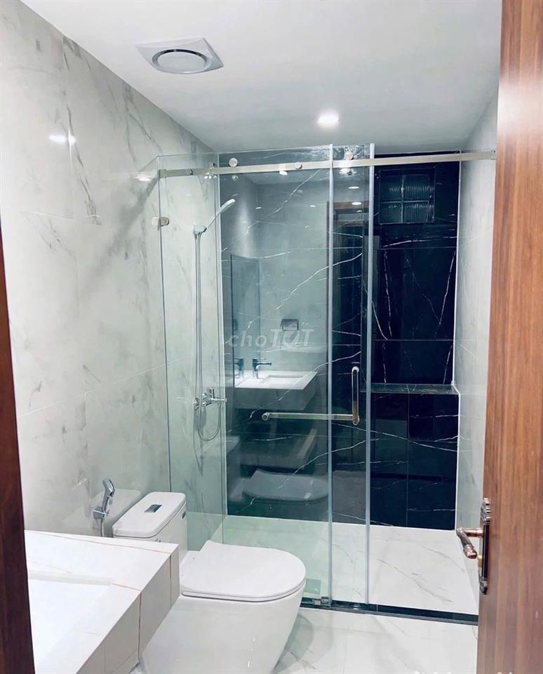 Cho thuê căn hộ 50m2 tại Ngọc Lâm,ô tô đỗ cửa