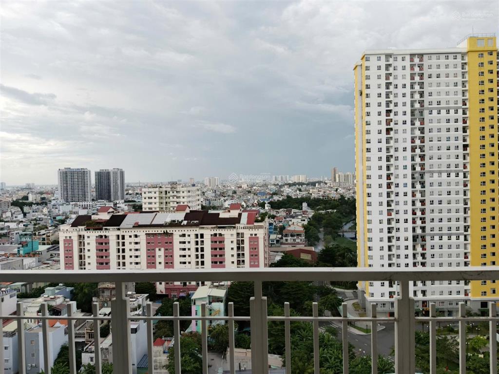 Bán căn hộ carina 105^m2 đầy đủ nội thất