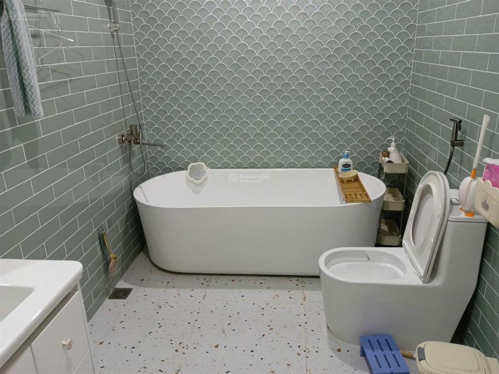 Bán căn hộ carina 105^m2 đầy đủ nội thất
