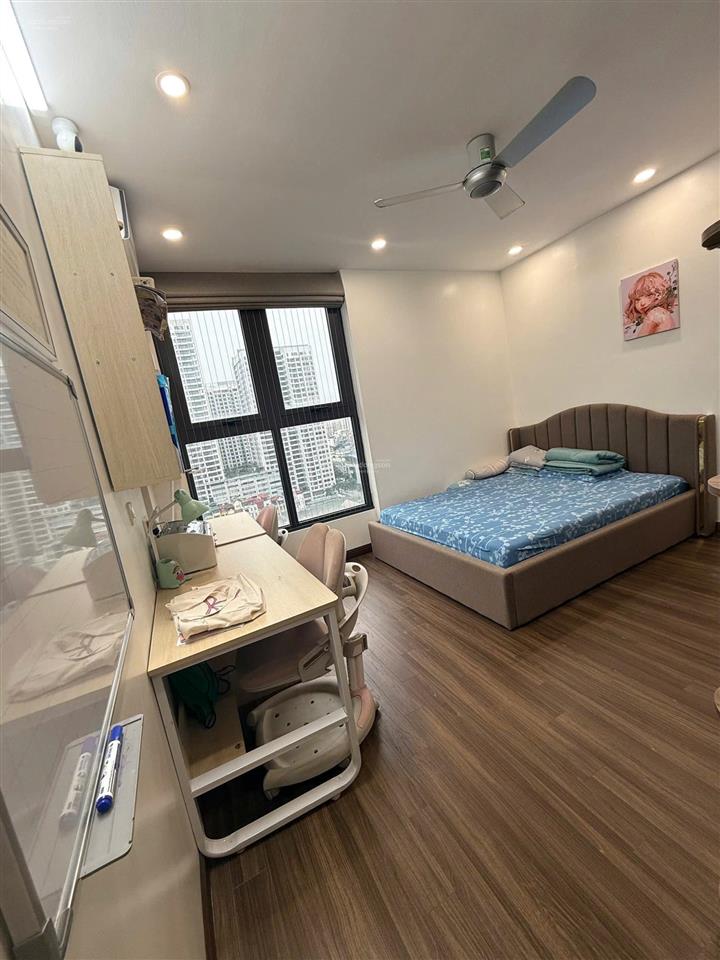 Chủ làm ăn phát đạt cần bán căn hộ goldsilk vạn phúc 78 m2 2 ngủ 2 vs bc đông nam giá 5.8 tỷ