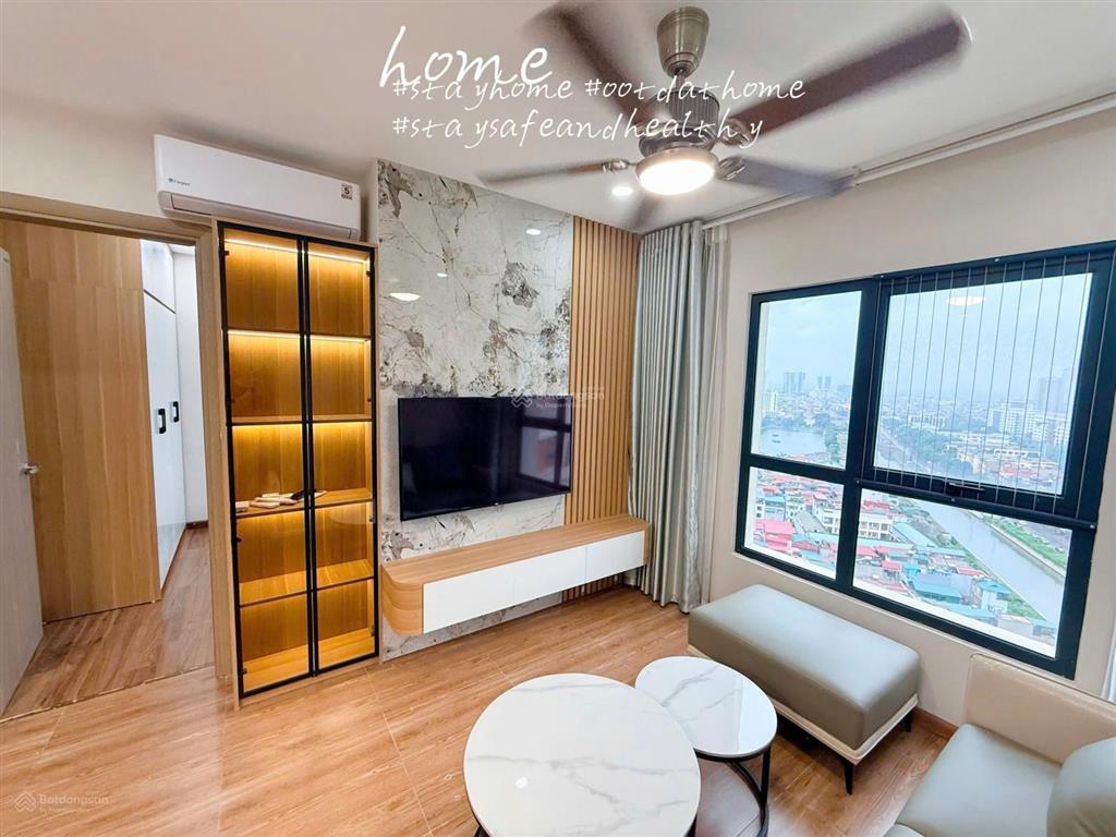 Anh tôi cần bán căn hộ chung cư samsora premier 4,7 tỷ 60m2 2 ngủ 2 vs full đồ tầng trung sẵn sổ