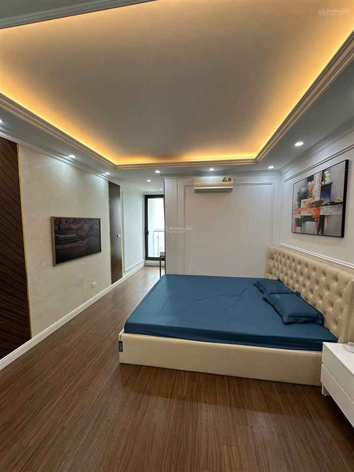 Chủ chuyển công tác cần bán gấp căn hộ goldsilk vạn phúc 128m2, 4 phòng ngủ 3 vs sẵn sổ, giá 6.9 tỷ