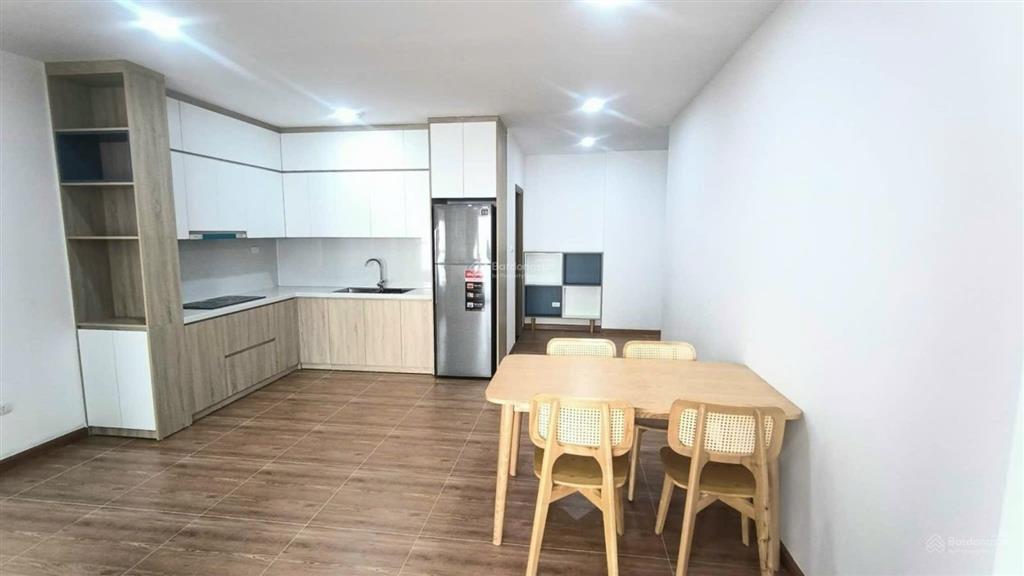 Bán căn hộ chung cư samsora premier 70 m2 2 ngủ 2 vs full đồ sẵn sổ 4.9 tỷ ban công đông nam