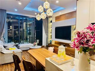 Anh tôi cần bán căn hộ the light cạnh micpec tố hữu 131 m2 3 ngủ full đồ căn góc giá 9.8 tỷ sẵn sổ