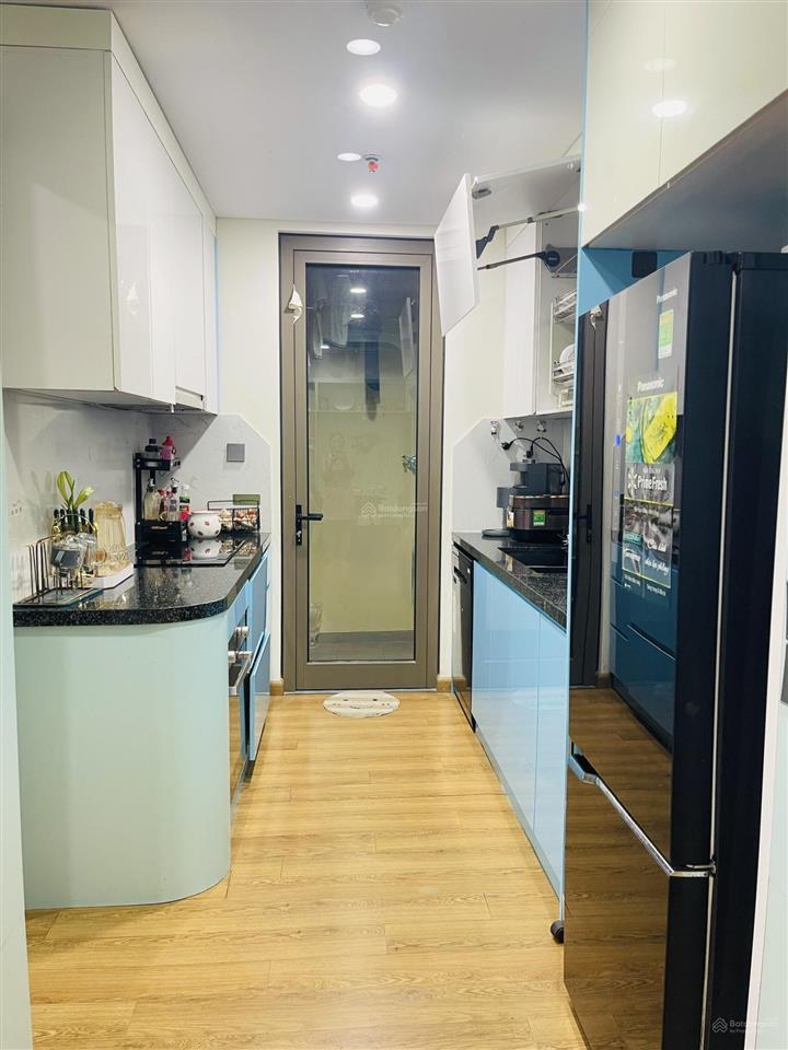 Chủ làm ăn phát đạt cần bán căn hộ samsora vạn phúc 70 m2 2 ngủ 2 vs full đồ 4.3 tỷ bc đông nam