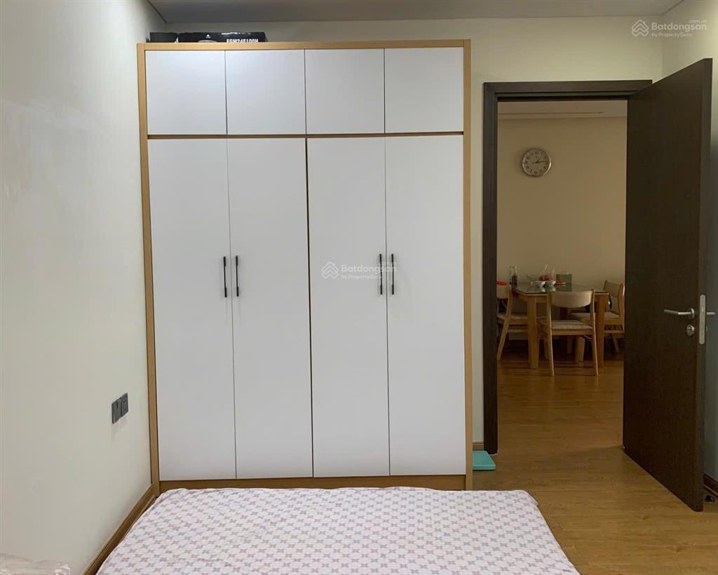 Bán căn hộ chung cư 3pn, 2wc, 99m2, 6,6 tỷ tại goldsilk complex, tầng trung hướng đông nam