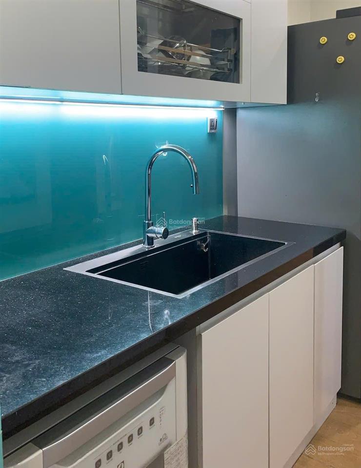 Bán căn hộ chung cư 3pn, 2wc, 99m2, 6,6 tỷ tại goldsilk complex, tầng trung hướng đông nam