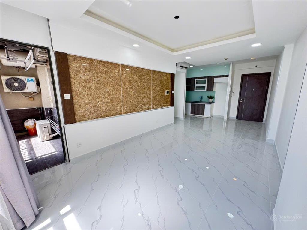 Cho thuê cc icon 56, 19 triệu vnd, 90m2, 3pn, 2wc, nội thất cơ bản, tại quận 4, tp.hcm