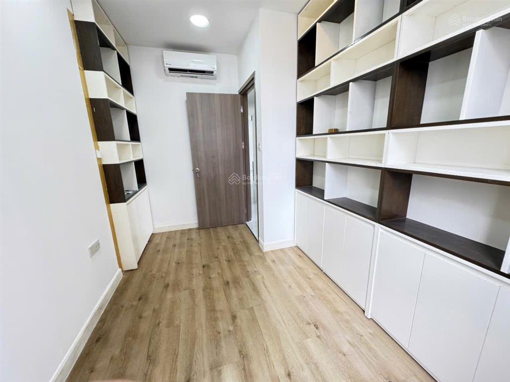 Cho thuê cc icon 56, 19 triệu vnd, 90m2, 3pn, 2wc, nội thất cơ bản, tại quận 4, tp.hcm