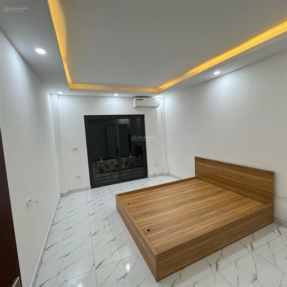 Chính chủ cho thuê nhà nguyên căn 4n5 tầng vĩnh ninh, vĩnh quỳnh