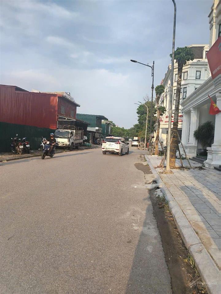 Bán liền kề louis city hoàng mai, 100m2x5t lô góc 3 mặt thoáng, kinh doanh đỉnh  0972 917 ***