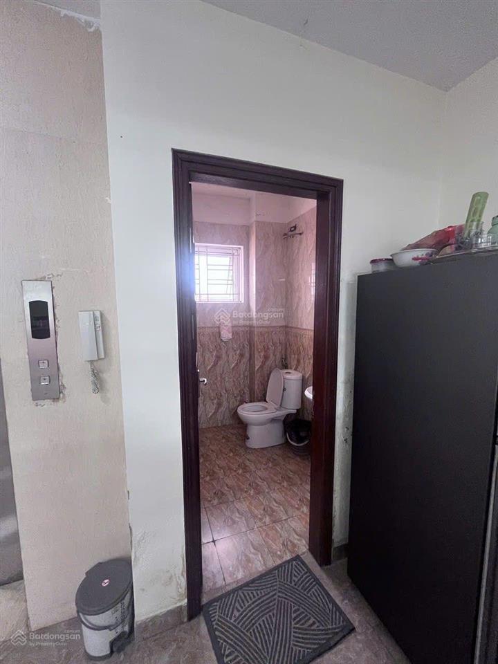 Mp việt hưng  văn phòng 96m2  12tr